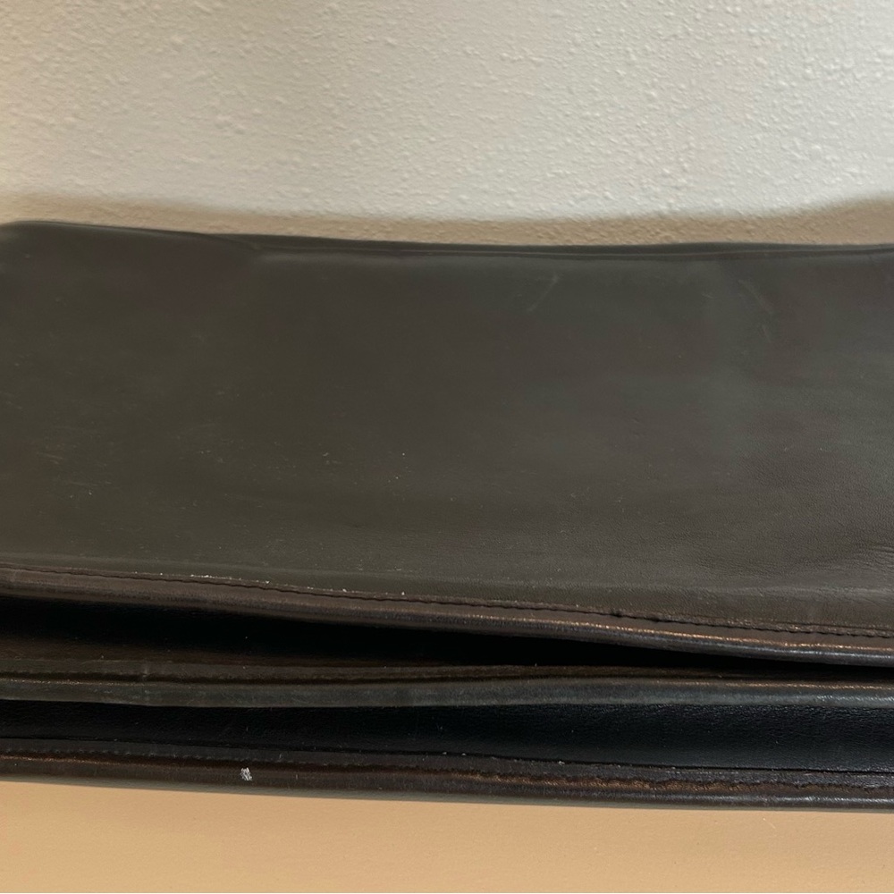 Coach Black Leather Briefcase with Vintage Appeal - Picture 5 of 5